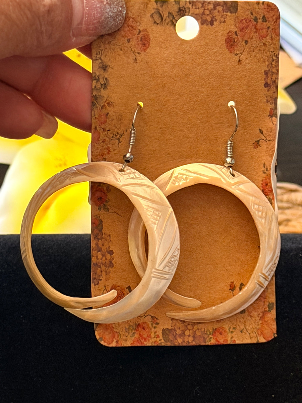 Jewel of the Islands – Mother-of-Pearl Designed Earrings